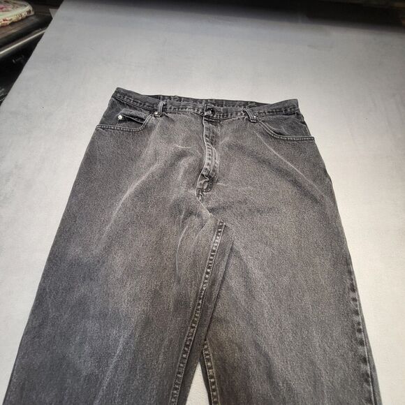 Wrangler Jeans Mens 38x31 Black Relaxed Fit Denim Straight Leg Distressed - Picture 2 of 8